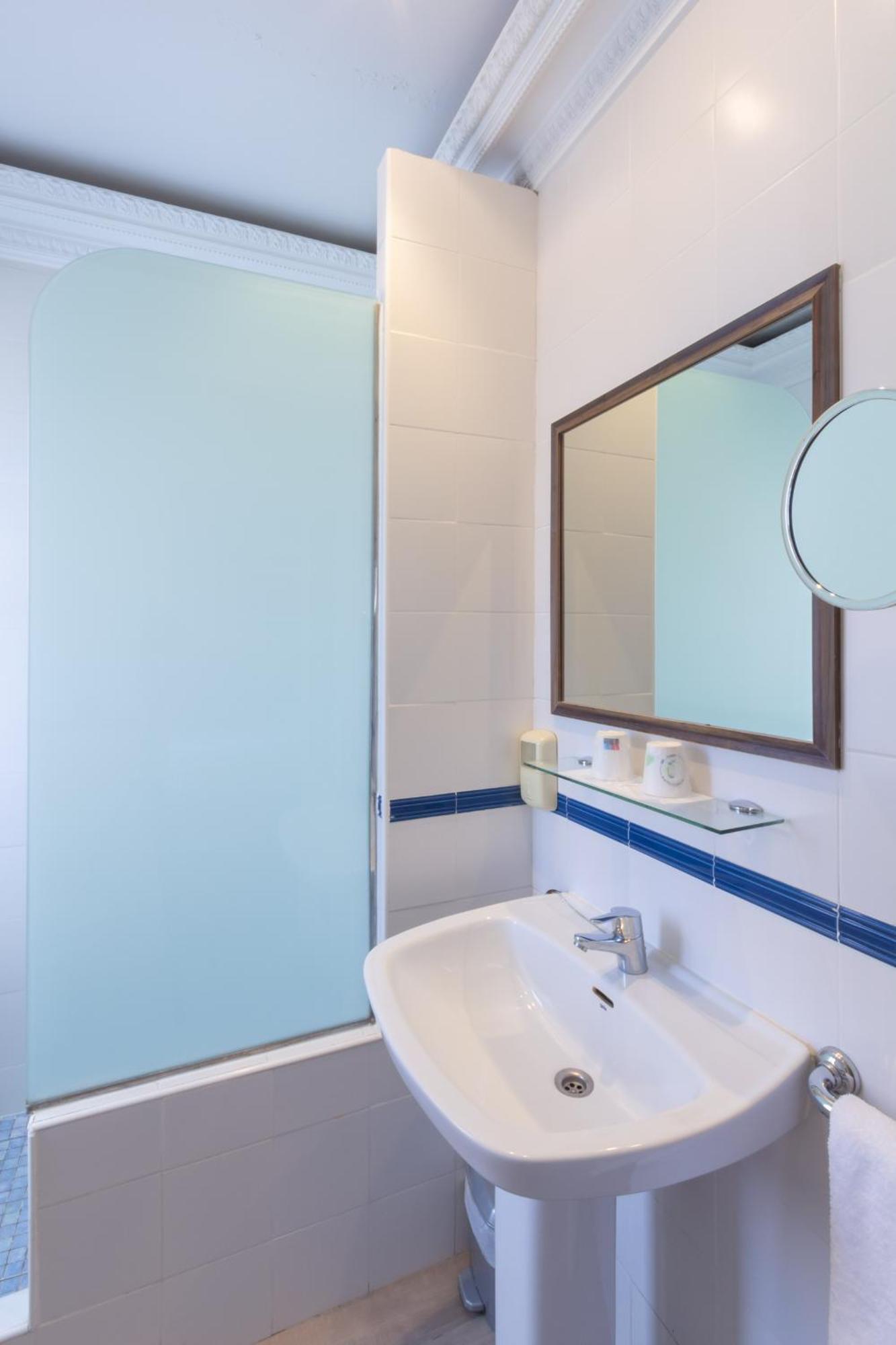 Hotel Marixa La Guardia Екстериор снимка