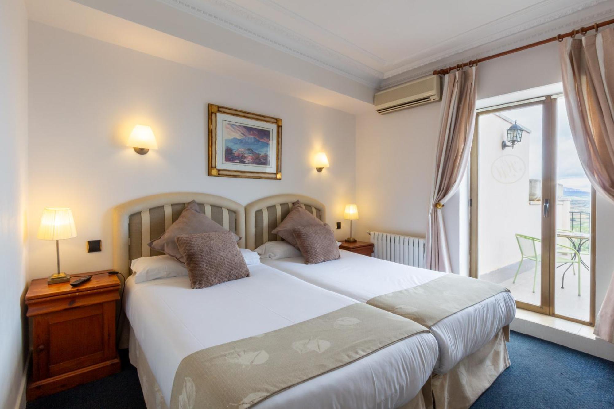 Hotel Marixa La Guardia Екстериор снимка