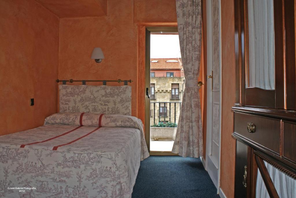 Hotel Marixa La Guardia Стая снимка